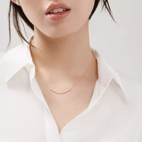 【年内最大級のビッグセール開催！】★★★★人気商品Tiffany＆Co. ティファニー  スマイル ペンダント